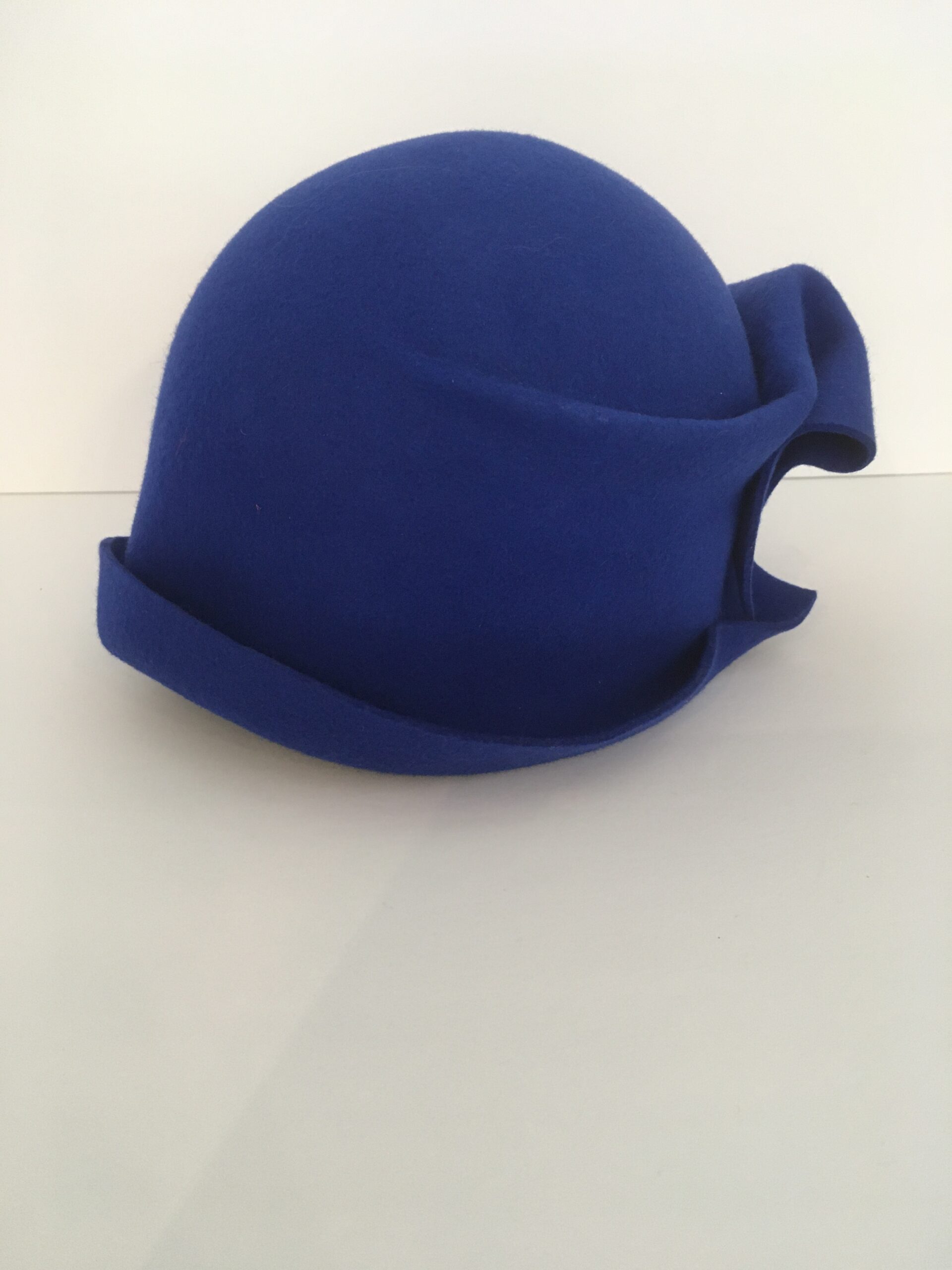 chapeau bleu
